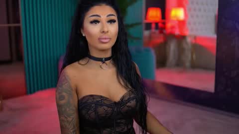 arabellaposh online show from October 29, 6:37 am