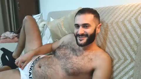 hairycub online show from February 23, 8:33 pm