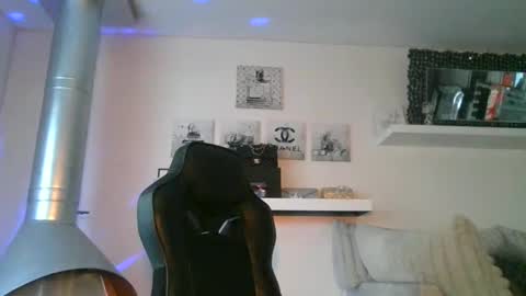 Snapshot of arabitsmariam chatting on September 30, 9:58 pm arabictsmariam online show from September 30, 9:58 pm