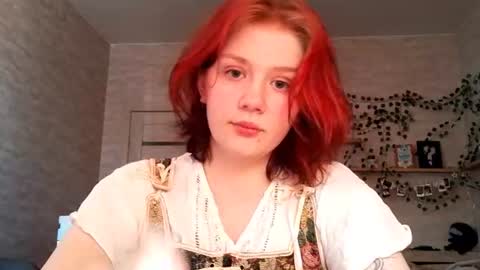 Sarah online show from June 17, 11:26 am