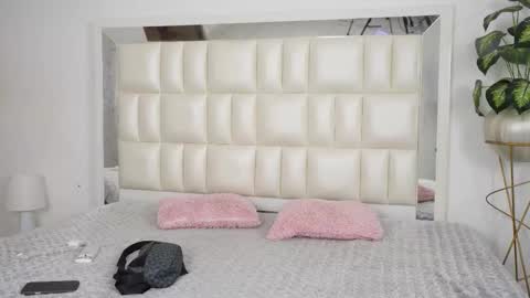   online show from September 11, 5:31 am