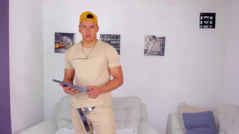 ares levi online show from October 16, 6:40 pm