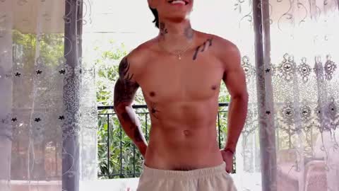 aress444 online show from April 22, 5:31 pm