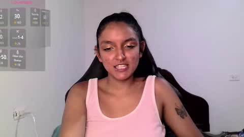 Snapshot of ari_20_ chatting on September 26, 1:02 am Bella online show from September 26, 1:02 am