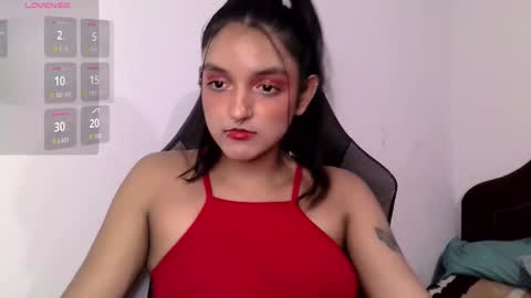 Snapshot of ari_20_ chatting on October 21, 12:38 am Bella online show from October 21, 12:38 am