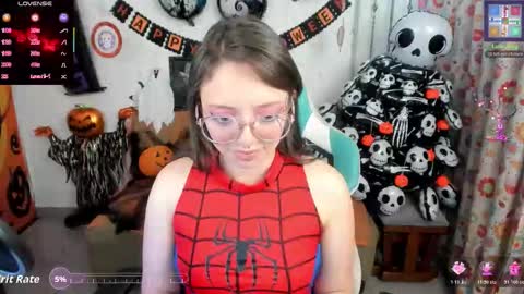 Snapshot of aria_alaia chatting on October 24, 2:01 am Linda online show from October 24, 2:01 am