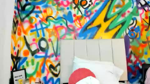 aria online show from March 13, 3:04 pm