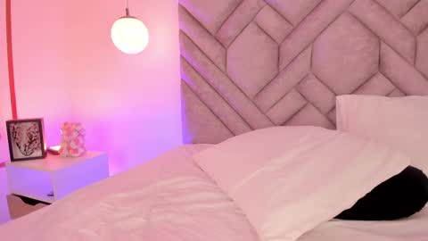 I OOT online show from October 29, 8:31 pm