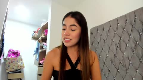 Snapshot of ariamontgomeryyy chatting on January 9, 6:36 pm Aria Montgomery online show from January 9, 6:36 pm