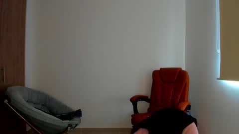 Snapshot of ariamontgomeryyy chatting on March 6, 3:13 pm Aria Montgomery online show from March 6, 3:13 pm