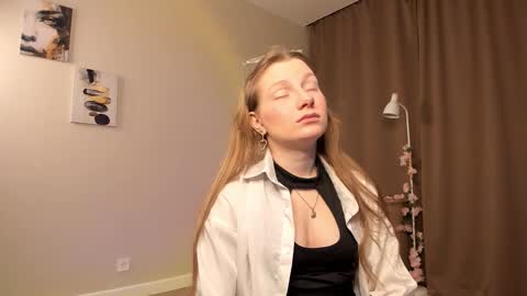 Alice online show from March 3, 8:16 pm