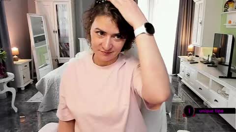 Ana online show from May 13, 10:58 am