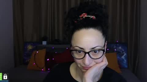 Snapshot of arianna_tifany chatting on March 5, 3:40 am Arianna online show from March 5, 3:40 am