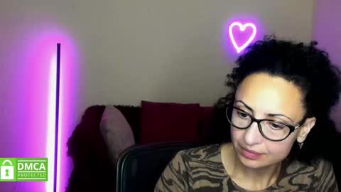 Snapshot of arianna_tifany chatting on September 30, 5:56 pm Arianna online show from September 30, 5:56 pm