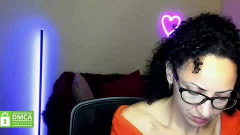 Snapshot of arianna_tifany chatting on September 29, 5:45 pm Arianna online show from September 29, 5:45 pm
