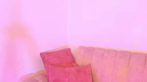 Arianna Dawson online show from April 27, 4:32 am