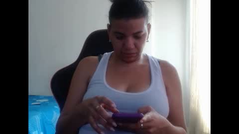 ariannaloovel online show from November 21, 6:17 pm