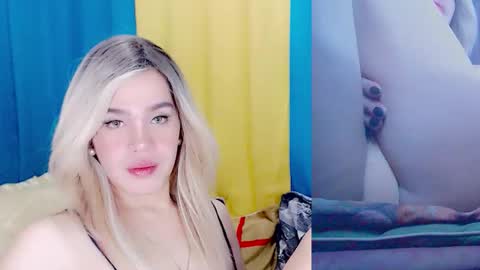 ARIANNE CUMS  online show from February 12, 6:50 am