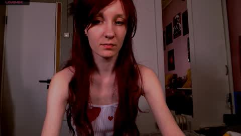 aribluush online show from March 29, 11:28 pm