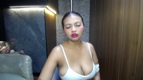 ariel_1_ online show from July 4, 12:42 pm