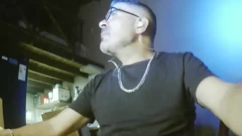 ariel_lokito43 online show from April 2, 1:02 am