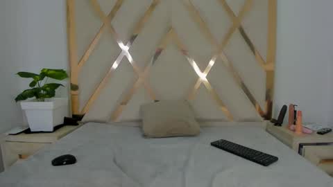 arielasm online show from March 5, 12:03 pm