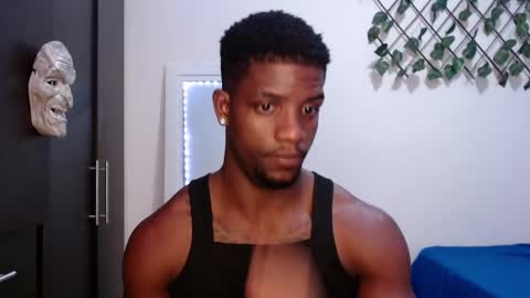 Snapshot of arielbronwxxx chatting on March 7, 2:36 am chris online show from March 7, 2:36 am