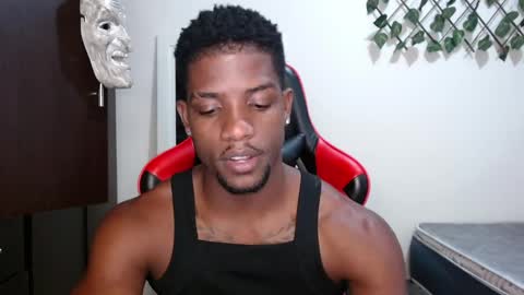 Snapshot of arielbronwxxx chatting on March 8, 2:51 pm chris online show from March 8, 2:51 pm