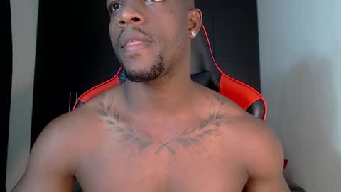 Snapshot of arielbronwxxx chatting on March 2, 3:05 pm chris online show from March 2, 3:05 pm
