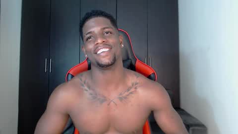 Snapshot of arielbronwxxx chatting on March 1, 5:27 pm chris online show from March 1, 5:27 pm
