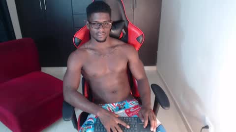 Snapshot of arielbronwxxx chatting on February 25, 4:04 pm chris online show from February 25, 4:04 pm