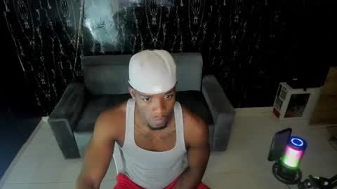 Snapshot of arielbronwxxx chatting on October 11, 4:32 pm chris online show from October 11, 4:32 pm