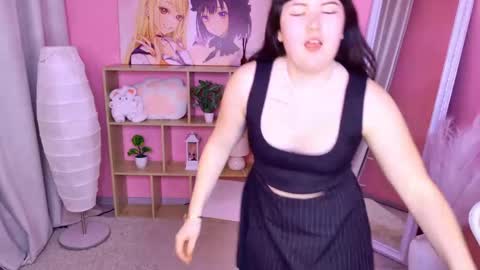 Ariella online show from May 23, 1:51 pm