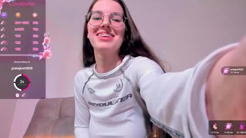 Ariella online show from September 20, 4:04 am