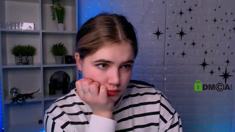 arielmell online show from February 27, 11:03 am