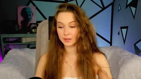 Snapshot of arielsykes chatting on October 7, 6:37 pm arielsykes online show from October 7, 6:37 pm