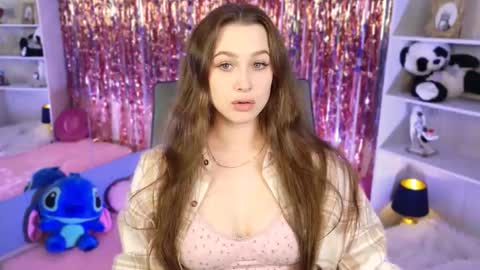 arielsykes online show from March 22, 6:12 pm