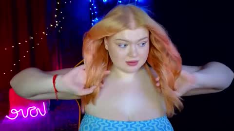 Adele online show from December 19, 10:55 am