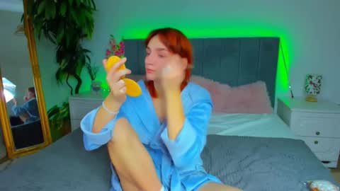 Snapshot of arinawinss chatting on October 15, 12:28 pm Ari online show from October 15, 12:28 pm