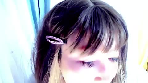 arincolove online show from April 15, 9:12 am