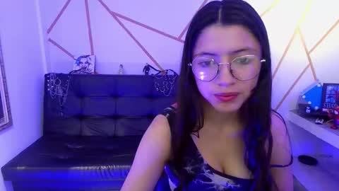 arizbeth_johansson online show from September 18, 12:20 pm
