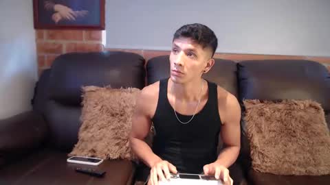 Snapshot of arlen_lexxx chatting on October 18, 1:04 pm arlen_lexxx online show from October 18, 1:04 pm