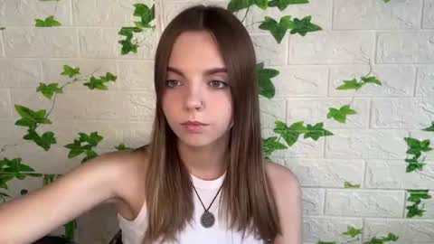 Lisa online show from June 26, 2:11 pm