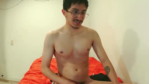 armin_red1 online show from October 10, 3:23 am