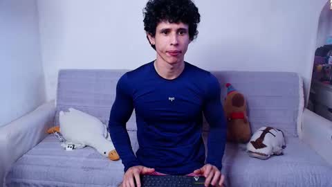 Snapshot of arnold_black69 chatting on March 8, 7:42 pm arnold black online show from March 8, 7:42 pm