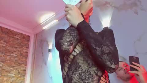 aron and molly online show from November 21, 12:25 pm