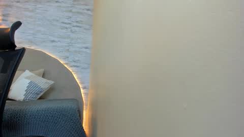 ARON BOLT online show from November 11, 11:51 pm