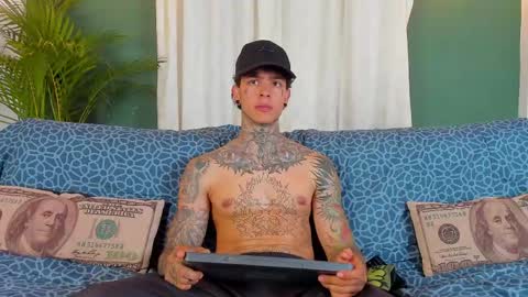 Aron ford online show from April 13, 10:25 pm