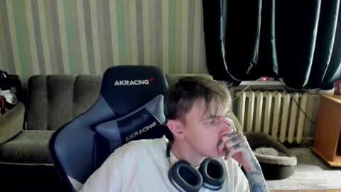 biggest penis  online show from October 16, 6:35 am