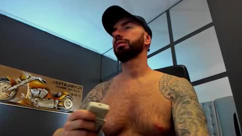 AronGrant online show from February 3, 10:08 am